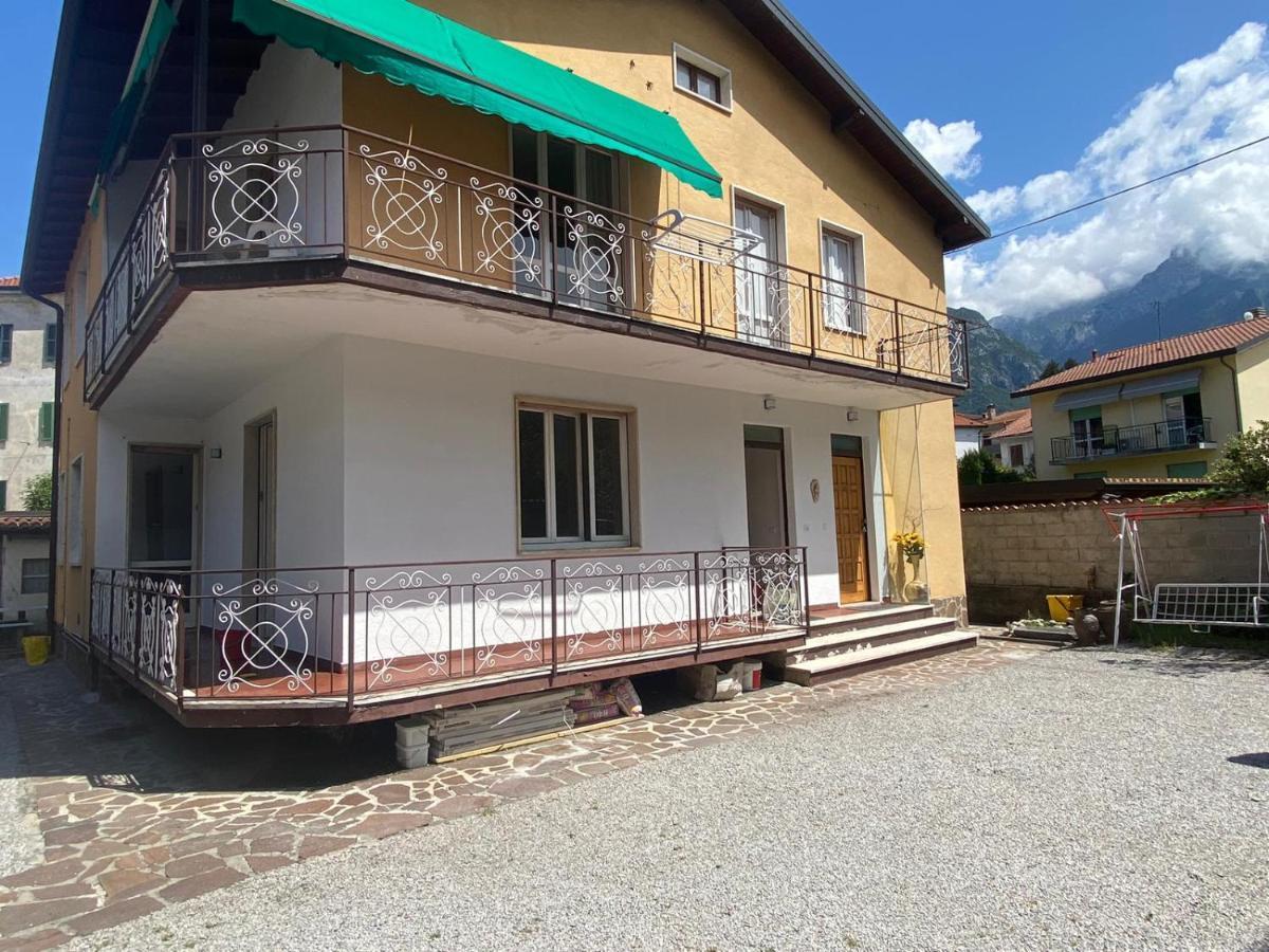 Villa The Swan - Composed By 2 Apartments Mandello del Lario Dış mekan fotoğraf