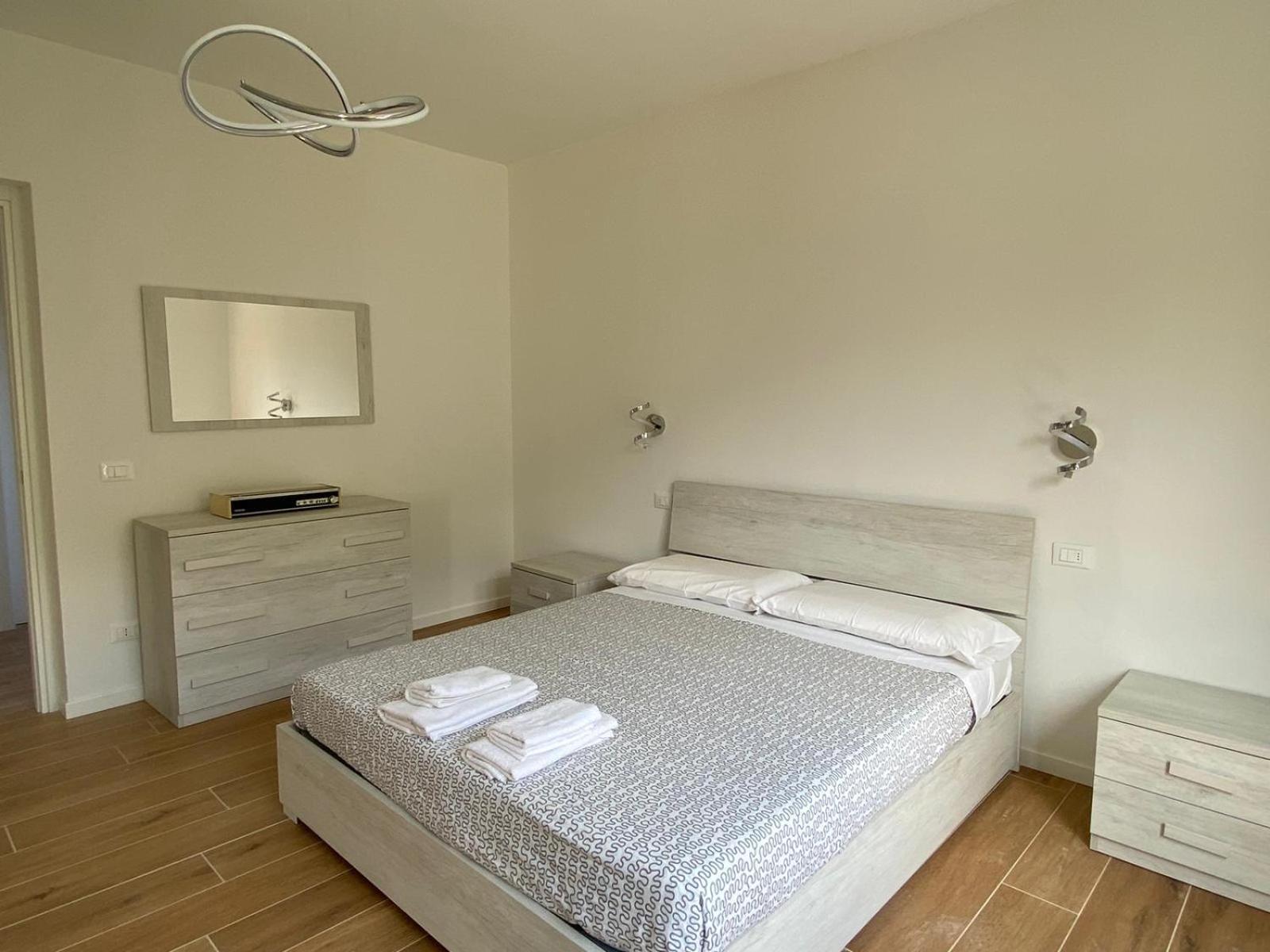 Villa The Swan - Composed By 2 Apartments Mandello del Lario Dış mekan fotoğraf